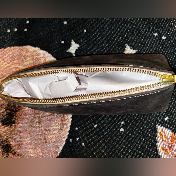 SOLD Portland Leather Goods GROUPIE GREY eclipse makeup bag - Picture 5 of 7